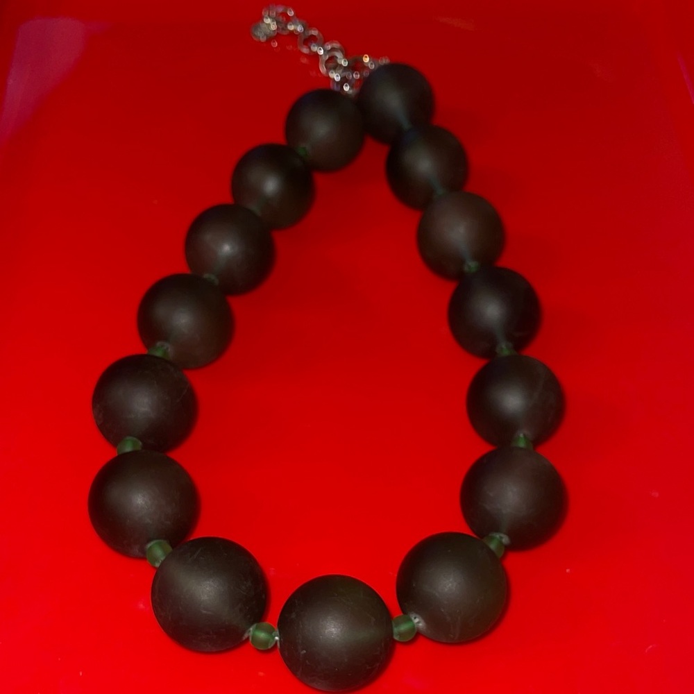 SASSY JONES Dina Necklace Forest Green - Picture 2 of 6